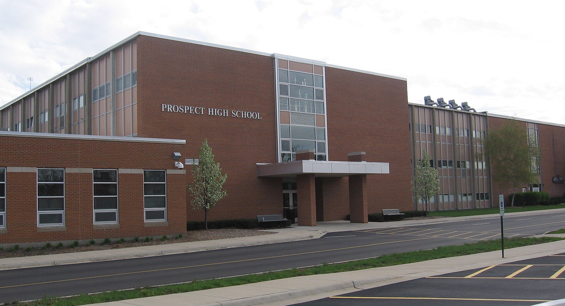 Prospect High School in Mount Prospect, Township High School District 214